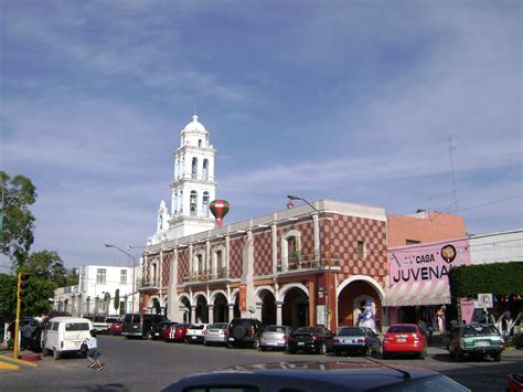 La localidad de San Juan Raboso está situada en el Municipio de Izúcar de Matamoros (en el Estado de Puebla). Hay 4,241 habitantes. Dentro de todos los pueblos del municipio, ocupa el número 3 en cuanto a número de habitantes. San Juan Raboso está a 1,260 metros de altitud. Mapa.
